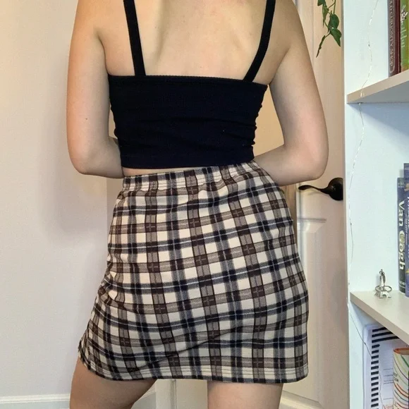 Plaid miniskirt - Picture 2 of 3